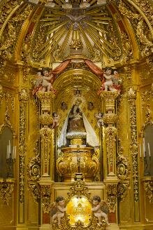 altar - ermita Virgen del Puerto